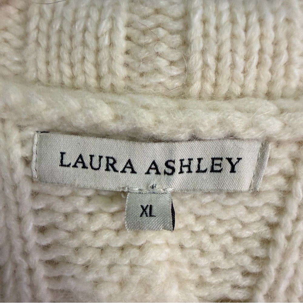 Laura Ashley wool & angora chunky fringe cable knit cream cardigan XL - Picture 3 of 13